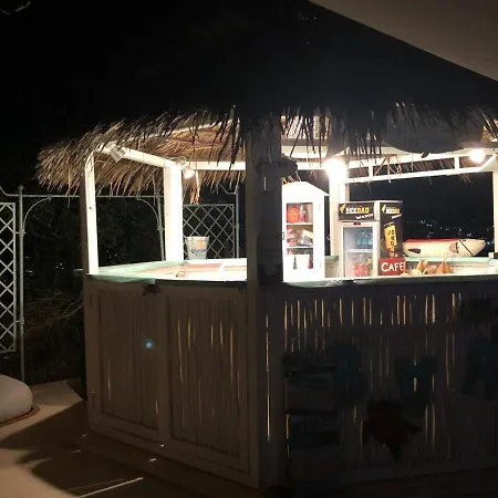 Azzuleo Vakantiehuis Voze
